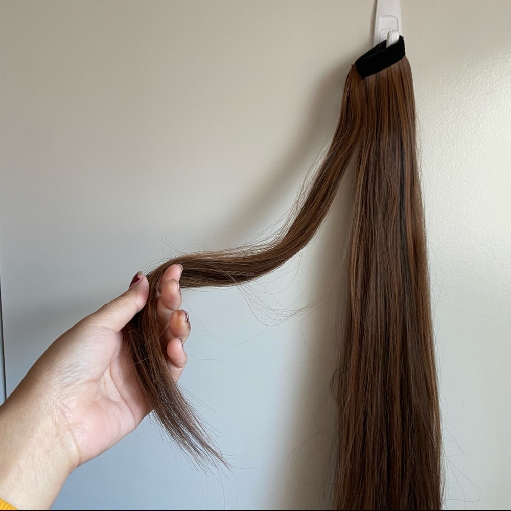 Dark Brown Ponytail Wraparound Extension Wig wBlush Satin Gold Zipper Beauty Bag
